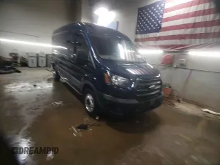 2020 Ford Transit Cargo z VIN 1FTBR2C84LKB69488, wystawiony jako Copart lot #86911014 z przebiegiem 104 004 mil mil oraz Szkoda całkowita • Salvage title. Historia ofert i sprzedaży dostępna na DreamBid. Obrazek 14.
