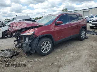 2017 Jeep Cherokee Latitude с VIN 1C4PJMCS6HW612311, выставлен на аукционе Copart как лот 58492755 с пробегом 106 735 миль миль и Списание • Salvage title. История ставок и продаж доступна на DreamBid. Изображение 1.