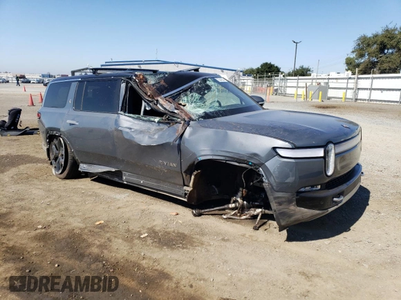 2024 Rivian R1S Adventure with VIN 7PDSGCBA1RN038230, listed as a Copart auction lot 73346304 with 0 mi miles and Salvage Title. Bid and sale history available at carsss.com. Image 4.