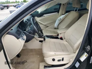 2013 Volkswagen Passat SE with VIN 1VWBN7A30DC134309, listed as a Copart auction lot 55862505 with 162,649 mi miles and Salvage title. Bid and sale history available at DreamBid. Image 7.