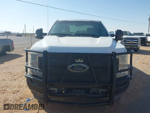 2017 Ford F-250 XLT with VIN 1FT7X2B67HEB92247, listed as a IAAI auction lot 42256813 with 137,486 mi miles and . Bid and sale history available at DreamBid. Image 15.