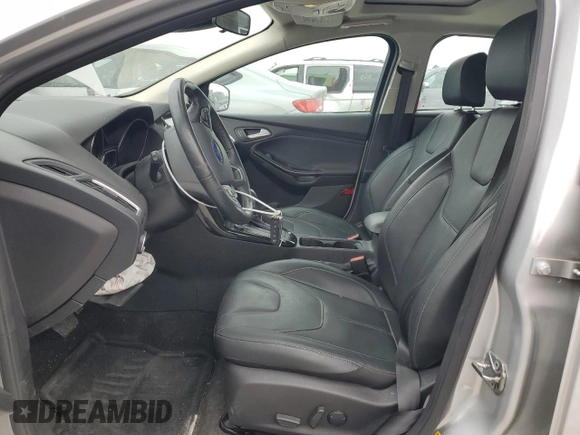 2017 Ford Focus Titanium with VIN 1FADP3N20HL320461, listed as a Copart auction lot 60292955 with 76,319 mi miles and Clean title. Bid and sale history available at DreamBid. Image 7.