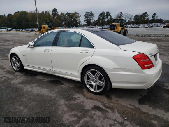 2012 Mercedes-Benz S 550 with VIN WDDNG9EB0CA415646, listed as a Copart auction lot 80232034 with 130,113 mi miles and Salvage Title. Bid and sale history available at DreamBid. Image 2.
