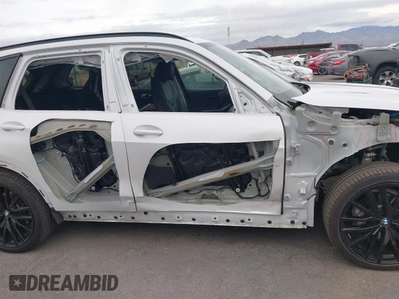 2022 BMW X5 sDrive40i with VIN 5UXCR4C09N9K29185, listed as a IAAI auction lot 41579217 with 35,098 mi miles. Bid and sale history available at carsss.com. Image 14.