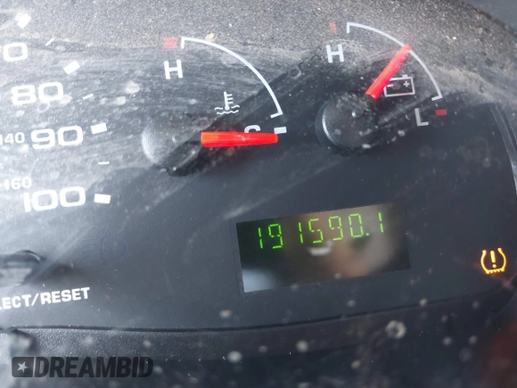 2008 Ford Econoline Passenger XL with VIN 1FBSS31L28DA91262, listed as a IAAI auction lot 42563033 with 191,590 mi miles and . Bid and sale history available at DreamBid. Image 15.