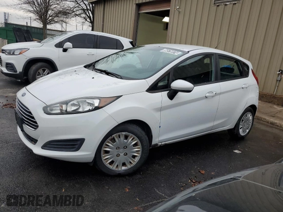 2015 Ford Fiesta S z VIN 3FADP4TJ3FM219779, wystawiony jako Copart lot #86576974 z przebiegiem 262 121 mil mil oraz Czysty tytuł • Clean title. Historia ofert i sprzedaży dostępna na DreamBid. Obrazek 1.