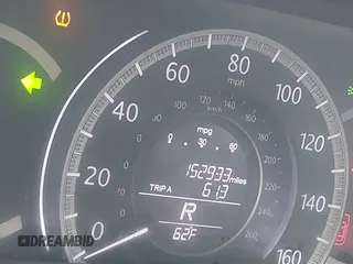 2015 Honda Accord LX with VIN 1HGCR2F32FA013367, listed as a IAAI auction lot 40872176 with 170,000 mi miles and . Bid and sale history available at carsss.com. Image 7.