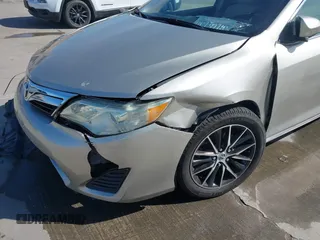 2014 Toyota Camry L with VIN 4T4BF1FK9ER393634, listed as a IAAI auction lot 41641748 with 52,017 mi miles. Bid and sale history available at carsss.com. Image 18.