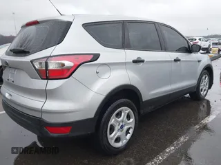 2017 Ford Escape S with VIN 1FMCU0F76HUE83497, listed as a IAAI auction lot 41868513 with 90,511 mi miles. Bid and sale history available at carsss.com. Image 4.