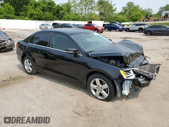 2013 Volkswagen Jetta SE with VIN 3VWDP7AJ0DM293248, listed as a Copart auction lot 58566395 with 205,773 mi miles and Salvage title. Bid and sale history available at DreamBid. Image 4.