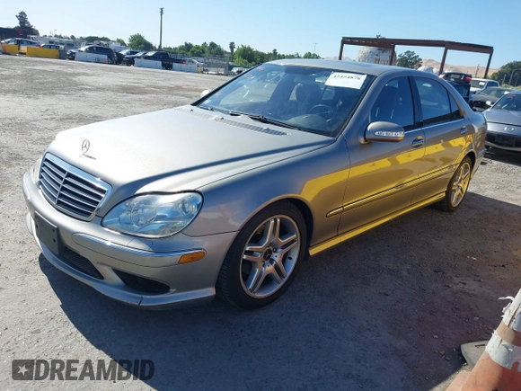 2006 Mercedes-Benz S 500 z VIN WDBNG75J56A469310, wystawiony jako IAAI lot #42454878 z przebiegiem 79 395 mil mil oraz . Historia ofert i sprzedaży dostępna na DreamBid. Obrazek 17.