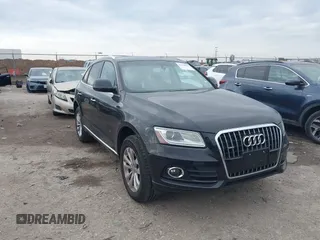 2015 Audi Q5 Premium with VIN WA1CFAFP9FA118003, listed as a IAAI auction lot 41578061 with 147,529 mi miles. Bid and sale history available at carsss.com. Image 1.