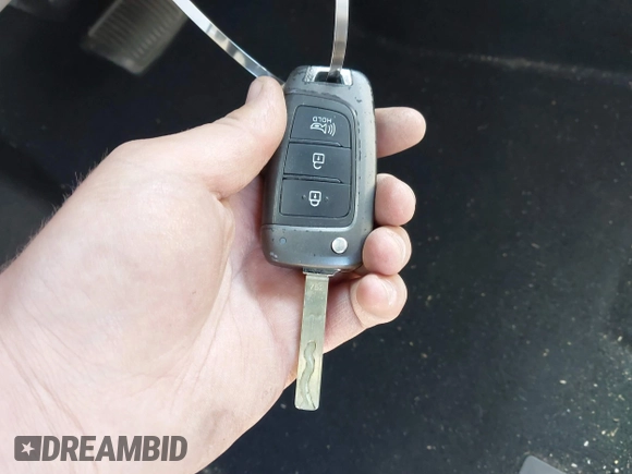 2020 Hyundai Venue SEL z VIN KMHRC8A30LU046880, wystawiony jako IAAI lot #41853894 z przebiegiem 65 907 mil mil oraz . Historia ofert i sprzedaży dostępna na DreamBid. Obrazek 11.