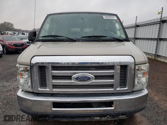 2013 Ford Econoline Passenger XL with VIN 1FBSS3BL0DDB13638, listed as a Copart auction lot 80899524 with 64,004 mi miles and Salvage Title. Bid and sale history available at DreamBid. Image 5.