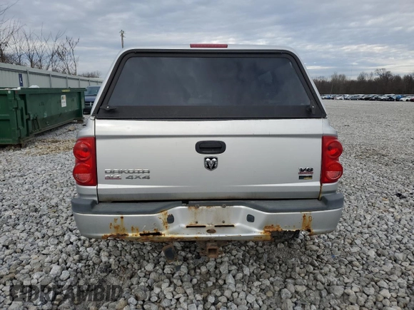 2007 Dodge Dakota SLT with VIN 1D7HW48P97S197684, listed as a Copart auction lot 86328944 with 122,969 mi miles and Salvage Title. Bid and sale history available at carsss.com. Image 6.