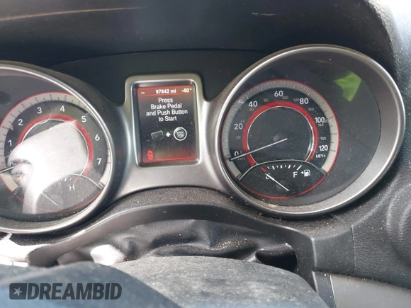 2015 Dodge Journey Crossroad with VIN 3C4PDDGG1FT675803, listed as a IAAI auction lot 41864112 with 97,842 mi miles. Bid and sale history available at carsss.com. Image 15.