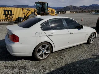 2010 BMW 3 Series 335i with VIN WBAPM7C59AA367071, listed as a Copart auction lot 42583825 with 165,386 mi miles and Salvage title. Bid and sale history available at DreamBid. Image 3.