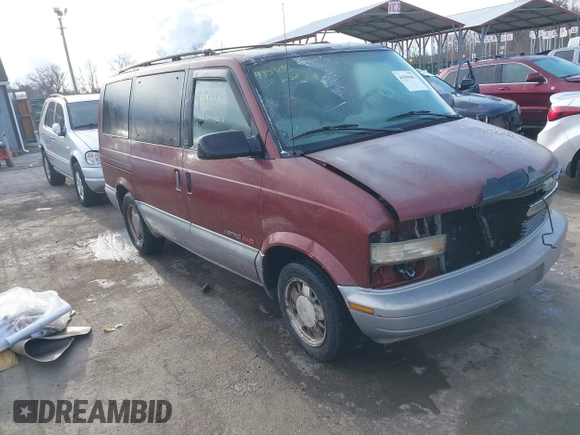 1999 Chevrolet Astro with VIN 1GNEL19W5XB102247, listed as a IAAI auction lot 41598483 with 184,041 mi miles. Bid and sale history available at carsss.com. Image 1.