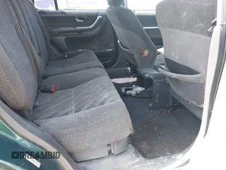 2000 Honda CR-V EX with VIN JHLRD1866YC034385, listed as a IAAI auction lot 42117767 with 229,894 mi miles. Bid and sale history available at carsss.com. Image 8.