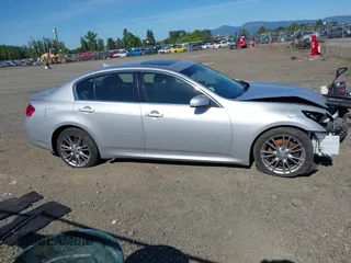 2007 Infiniti G35 Journey z VIN JNKBV61E37M724239, wystawiony jako IAAI lot #42185101 z przebiegiem 133 778 mil mil oraz . Historia ofert i sprzedaży dostępna na DreamBid. Obrazek 13.