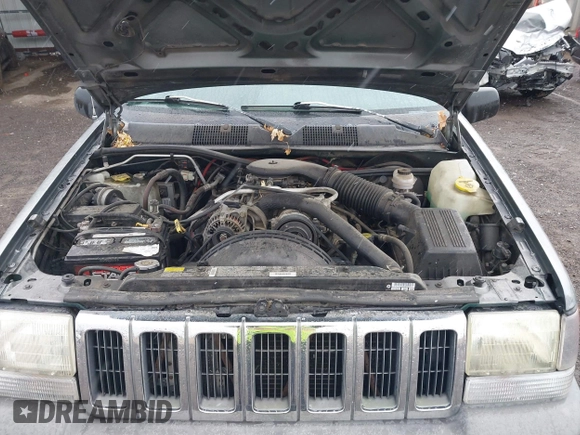 1997 Jeep Grand Cherokee Laredo with VIN 1J4GZ58Y8VC624804, listed as a IAAI auction lot 41736324 with 165,851 mi miles. Bid and sale history available at carsss.com. Image 10.