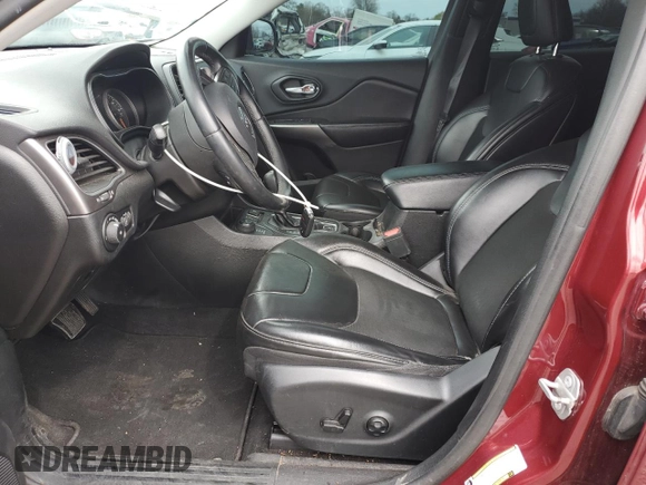 2019 Jeep Cherokee Latitude Plus with VIN 1C4PJMLB5KD330664, listed as a Copart auction lot 50945355 with 86,773 mi miles and Salvage Title. Bid and sale history available at carsss.com. Image 7.