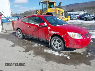 2008 Pontiac G5 with VIN 1G2AL18F087183904, listed as a IAAI auction lot 41540837 with 217,531 mi miles. Bid and sale history available at carsss.com. Image 1.
