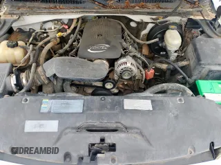 2006 GMC Sierra 1500 SLE1 z VIN 2GTEC13T561146383, wystawiony jako Copart lot #59738675 z przebiegiem 268 109 mil mil oraz Czysty tytuł • Clean title. Historia ofert i sprzedaży dostępna na DreamBid. Obrazek 11.