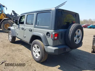 2021 Jeep Wrangler Unlimited Willys with VIN 1C4HJXDN4MW703859, listed as a IAAI auction lot 42071327 with 27,027 mi miles and . Bid and sale history available at DreamBid. Image 3.