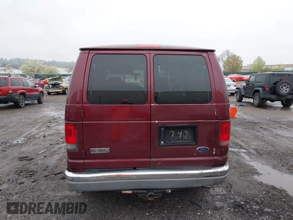 2007 Ford Econoline Passenger XL with VIN 1FMNE11L57DA55791, listed as a IAAI auction lot 41976846 with 294,952 mi miles. Bid and sale history available at carsss.com. Image 17.