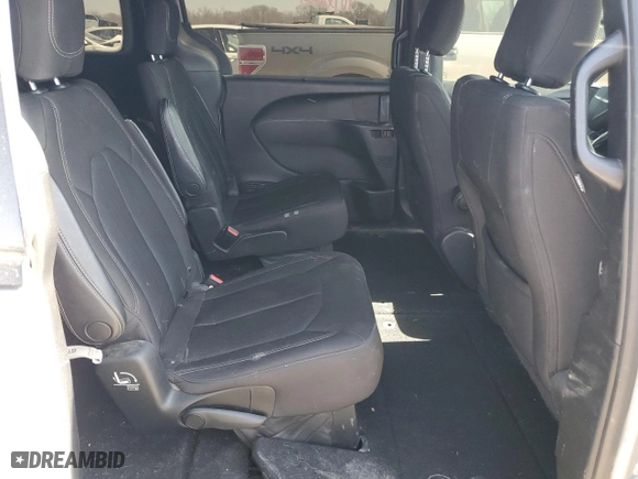 2020 Chrysler Pacifica Touring with VIN 2C4RC1FG7LR146477, listed as a Copart auction lot 48309615 with 112,563 mi miles and Salvage Title. Bid and sale history available at carsss.com. Image 11.