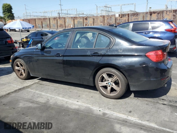 2014 BMW 3 Series 320i with VIN WBA3B1C56EP678722, listed as a Copart auction lot 61504625 with 158,903 mi miles and Clean title. Bid and sale history available at DreamBid. Image 2.