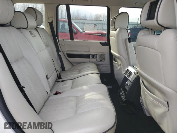 2008 Land Rover Range Rover SC z VIN SALMF13498A292945, wystawiony jako Copart lot #49435605 z przebiegiem 144 043 mil mil oraz Szkoda całkowita • Salvage title. Historia ofert i sprzedaży dostępna na DreamBid. Obrazek 11.