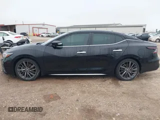 2019 Nissan Maxima SV with VIN 1N4AA6AV2KC379623, listed as a IAAI auction lot 41914602 with 111,009 mi miles and . Bid and sale history available at DreamBid. Image 14.
