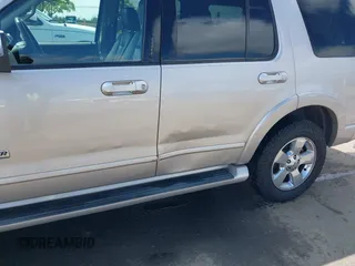 2006 Ford Explorer Limited with VIN 1FMEU758X6UA76064, listed as a IAAI auction lot 42078146 with 152,433 mi miles and . Bid and sale history available at DreamBid. Image 6.