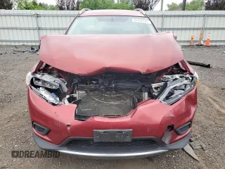 2016 Nissan Rogue SV z VIN JN8AT2MVXGW148617, wystawiony jako Copart lot #57516705 z przebiegiem 166 595 mil mil oraz Szkoda całkowita • Salvage title. Historia ofert i sprzedaży dostępna na DreamBid. Obrazek 5.
