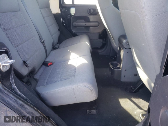 2008 Jeep Wrangler Unlimited Rubicon with VIN 1J4GA69108L501632, listed as a Copart auction lot 44007285 with 156,753 mi miles and Salvage Title. Bid and sale history available at carsss.com. Image 10.