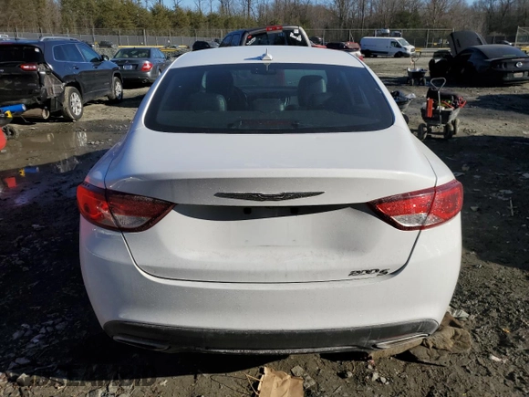 2015 Chrysler 200 S with VIN 1C3CCCBG9FN757009, listed as a Copart auction lot 46372635 with 82,536 mi miles and Salvage Title. Bid and sale history available at carsss.com. Image 6.