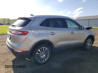 2017 Lincoln MKC Reserve with VIN 5LMCJ3D97HUL07392, listed as a Copart auction lot 56491945 with 41,721 mi miles and Salvage title. Bid and sale history available at DreamBid. Image 3.