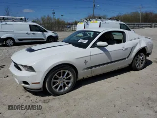 2010 Ford Mustang V6 with VIN 1ZVBP8AN8A5133037, listed as a Copart auction lot 52026595 with 91,733 mi miles and Salvage title. Bid and sale history available at DreamBid. Image 1.