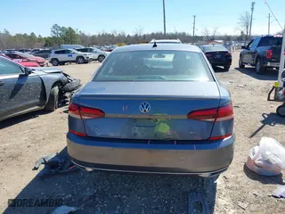 2022 Volkswagen Passat 2.0T Limited Edition with VIN 1VWBA7A33NC009785, listed as a IAAI auction lot 41639005 with 69,484 mi miles. Bid and sale history available at carsss.com. Image 16.