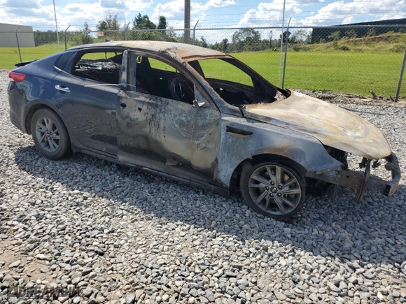 2019 Kia Optima LX with VIN 5XXGT4L33KG283501, listed as a Copart auction lot 74312194 with 0 mi miles and Non Repairable. Bid and sale history available at carsss.com. Image 4.