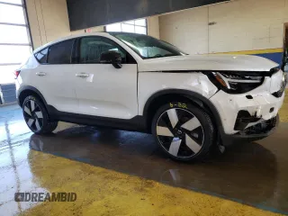 2023 Volvo C40 Ultimate with VIN YV4ED3GM2P2061382, listed as a Copart auction lot 76243593 with 21,417 mi miles. Bid and sale history available at carsss.com. Image 4.