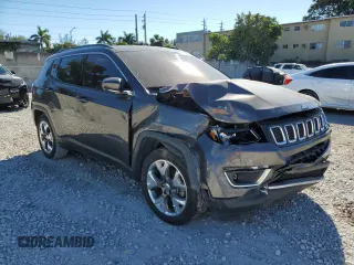 2020 Jeep Compass Limited with VIN 3C4NJCCB6LT114528, listed as a Copart auction lot 87847105 with 90,753 mi miles and Non Repairable. Bid and sale history available at carsss.com. Image 4.