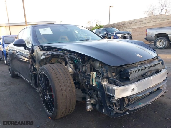 2012 Porsche Panamera Turbo with VIN WP0AC2A79CL090481, listed as a IAAI auction lot 41954044 with 59,433 mi miles. Bid and sale history available at carsss.com. Image 6.