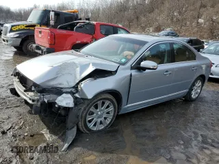 2011 Volvo S80 3.2L with VIN YV1940AS4B1136022, listed as a Copart auction lot 46092215 with 118,726 mi miles and Salvage Title. Bid and sale history available at carsss.com. Image 1.