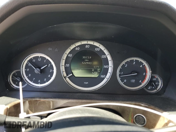 2011 Mercedes-Benz E 350 Luxury z VIN WDDHF2EB7BA381663, wystawiony jako Copart lot #56418105 z przebiegiem 122 943 mil mil oraz Szkoda całkowita • Salvage title. Historia ofert i sprzedaży dostępna na DreamBid. Obrazek 9.