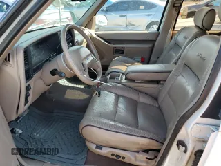 1993 Ford Explorer Eddie Bauer z VIN 1FMDU32X0PUD85141, wystawiony jako Copart lot #71320944 z przebiegiem 810 mil mil oraz Szkody całkowita. Historia ofert i sprzedaży dostępna na DreamBid. Obrazek 7.