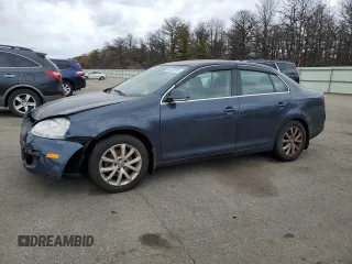 2010 Volkswagen Jetta SE z VIN 3VWRZ7AJ2AM038256, wystawiony jako Copart lot #47631015 z przebiegiem 205 579 mil mil oraz Szkoda całkowita • Salvage title. Historia ofert i sprzedaży dostępna na DreamBid. Obrazek 1.