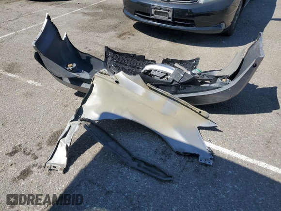 2018 Dodge Grand Caravan SXT z VIN 2C4RDGCG5JR159729, wystawiony jako Copart lot #52648025 z przebiegiem 141 960 mil mil oraz Szkoda całkowita • Salvage title. Historia ofert i sprzedaży dostępna na DreamBid. Obrazek 13.